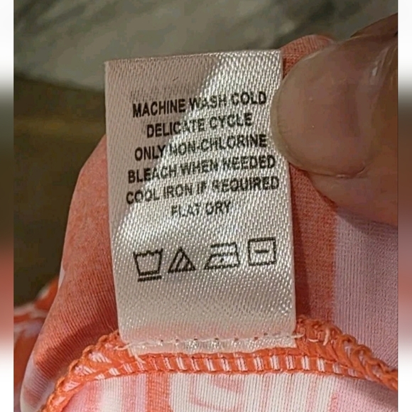 NWT Cabana Life Dress Sz L  Coral Geo Coverlex Smocked Off The Shoulder UPF 50+ - Picture 14 of 15